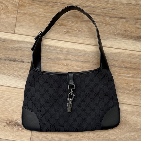 Gucci Handbags - VINTAGE BLACK GUCCI JACKIE SHOULDER BAG